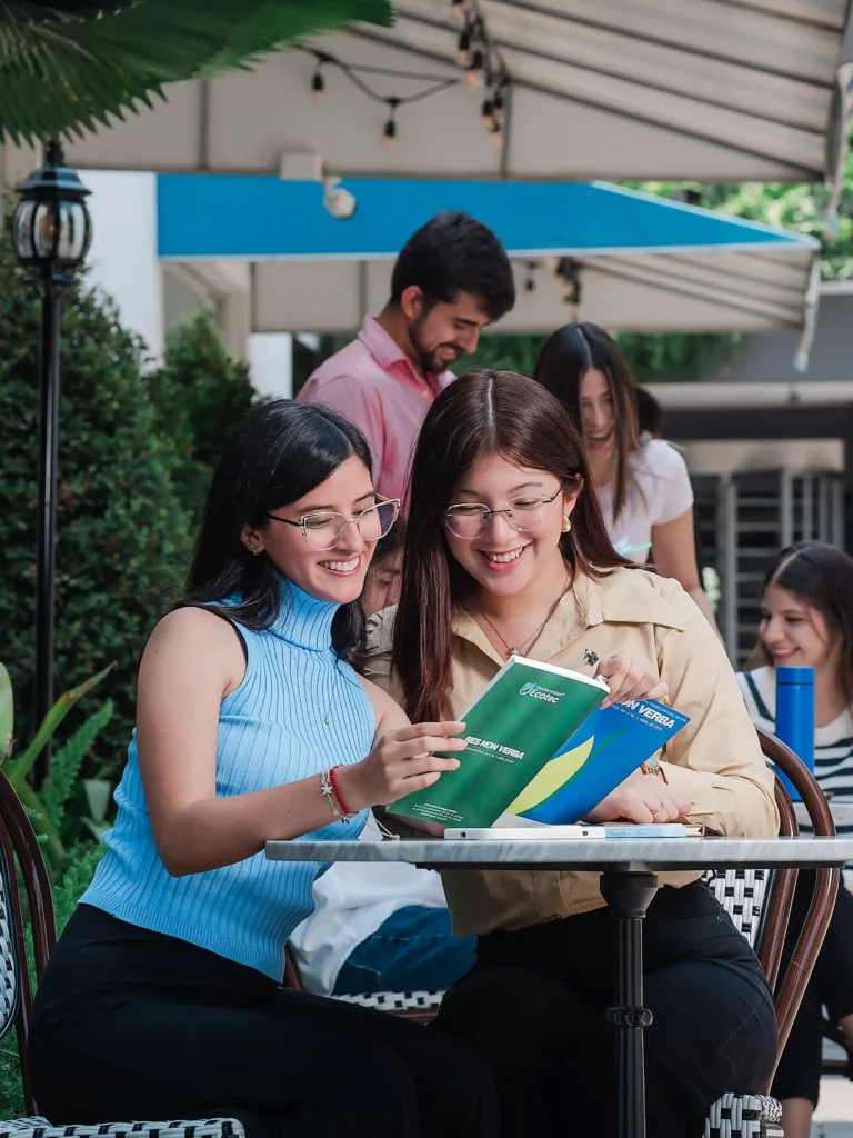 ECOTEC students spending time together on campus