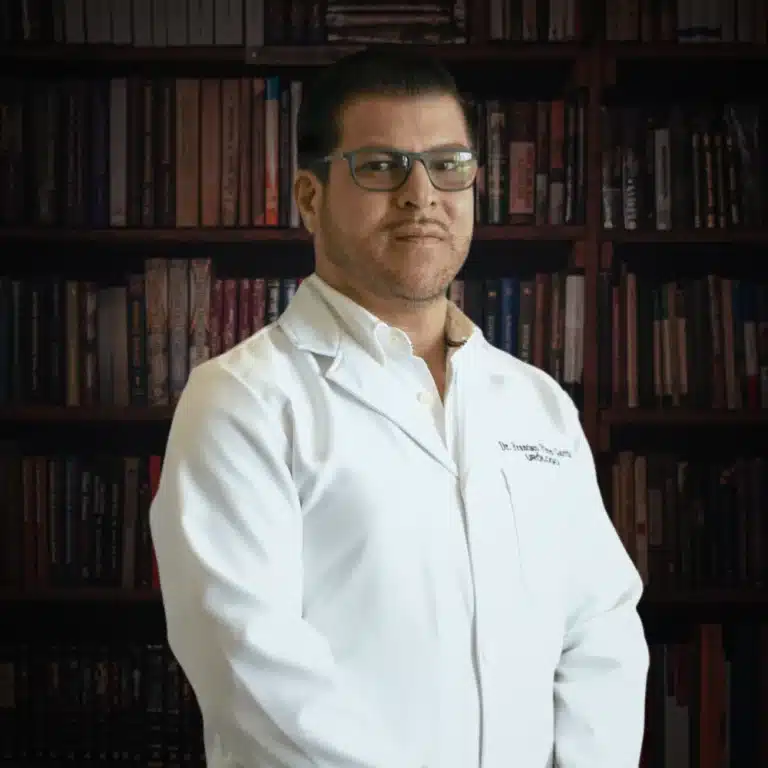 Dr. Francisco Pérez García, Mgtr., Dean's Office of the ECOTEC School of Health Sciences and Human Development