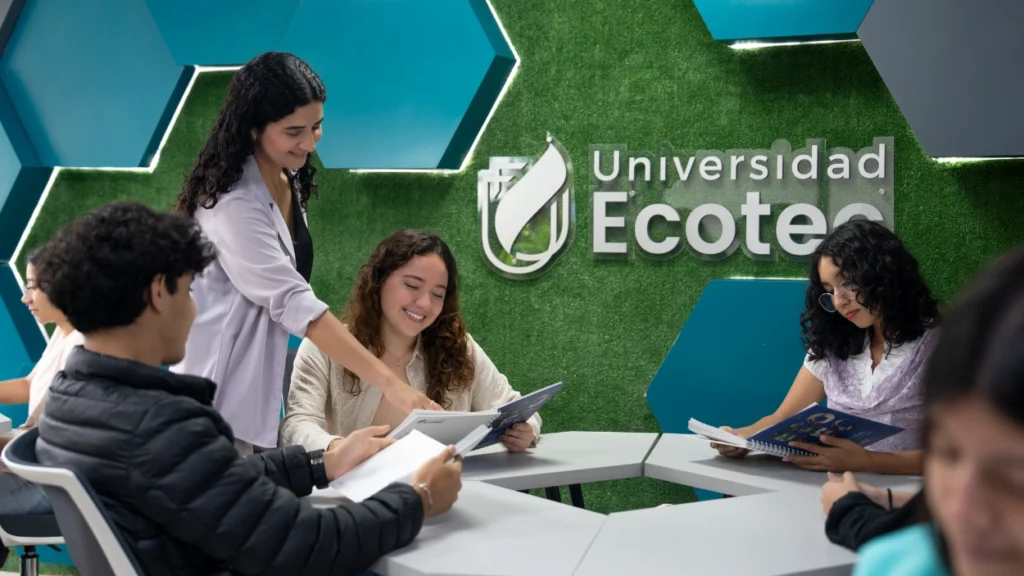 Estudiantes de la facultad de Ciencias Economicas