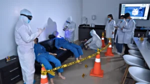 Estudiantes de Criminología ECOTEC en práctica de investigación forense