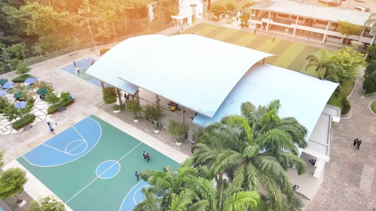 Aerial view of the ECOTEC University campus
