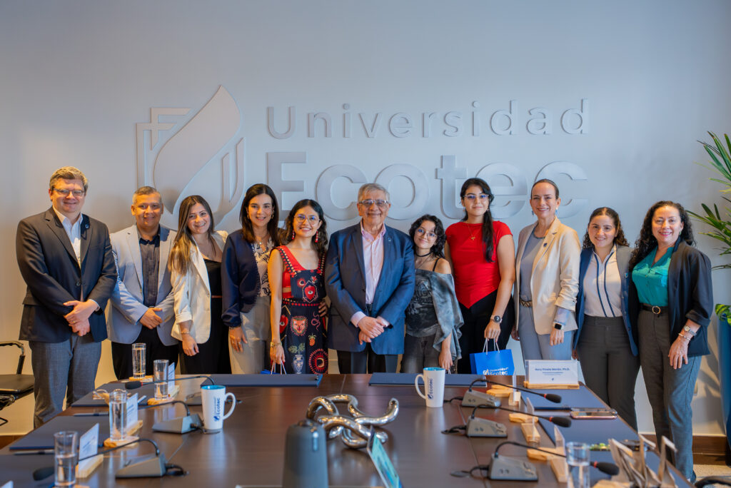 Bienvenida a estudiantes de intercambio en el Campus Samborondón de ECOTEC